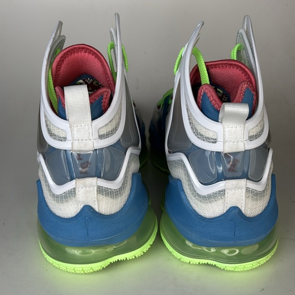 Nike LeBron 19 “Tropical” hi size 11 main image 9